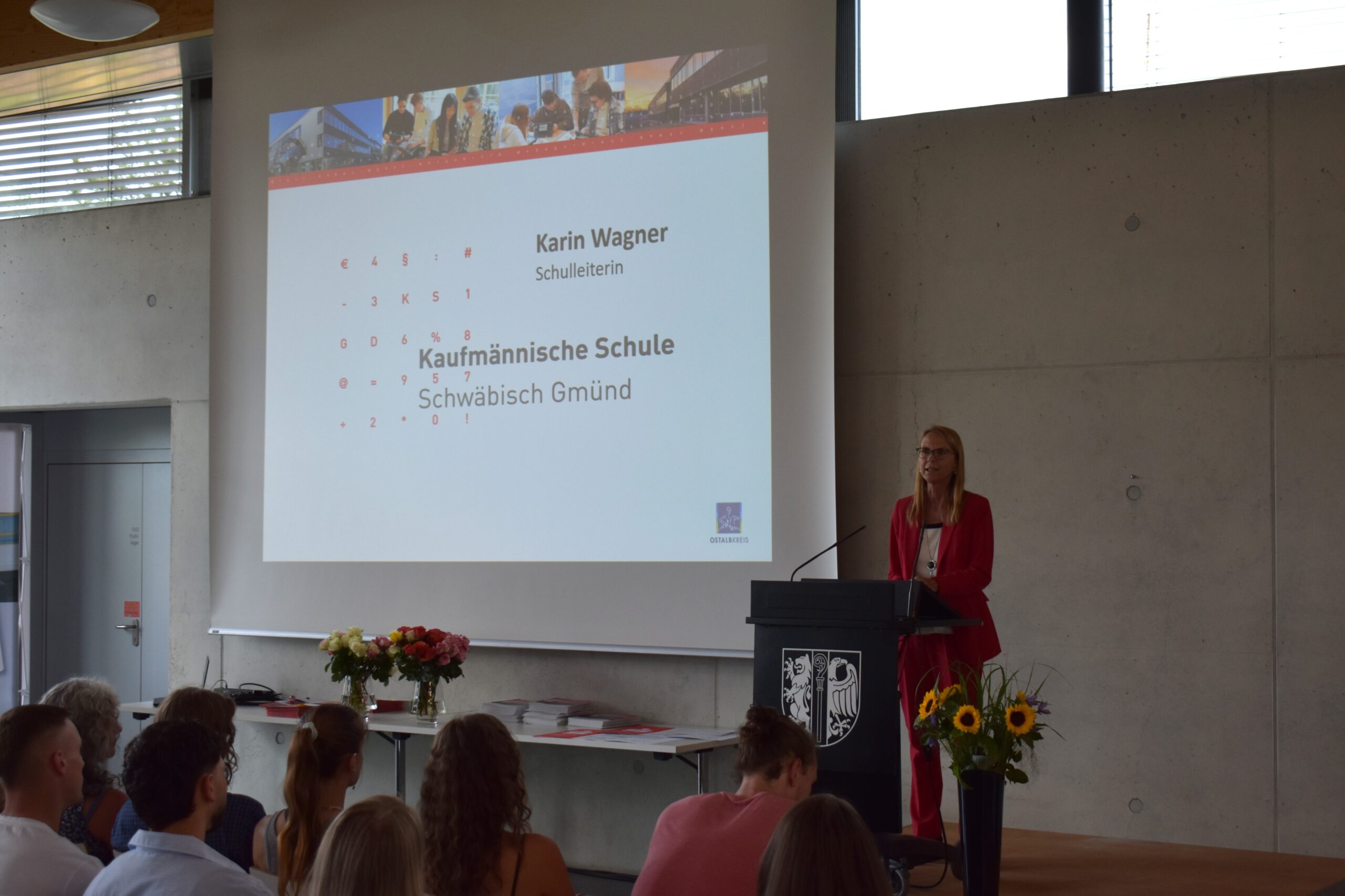 Schulleiterin Frau Wagner