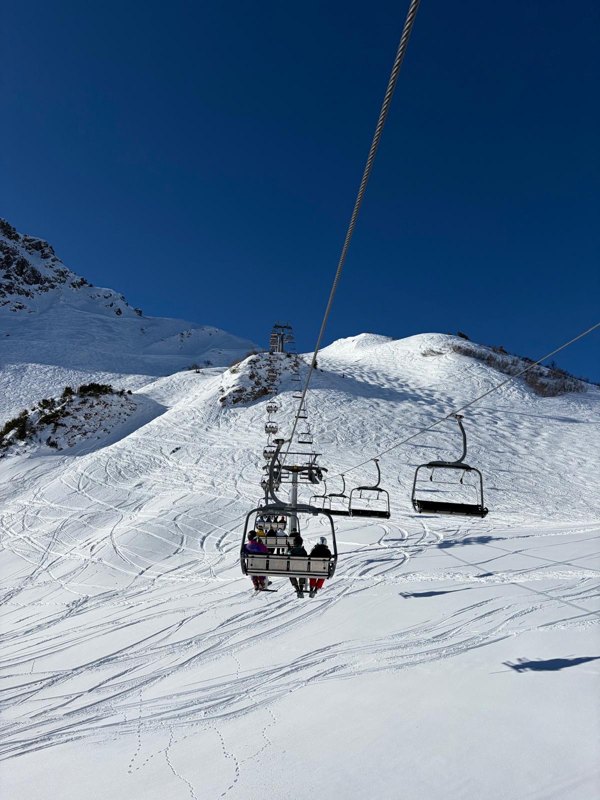 fa8bf1a7-d1cb-425d-86e3-a940d5865100